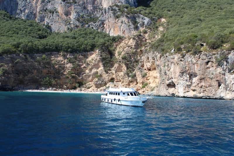 Cagliari : mini-croisière à arrêts multiples dans le golfe d'Orosei