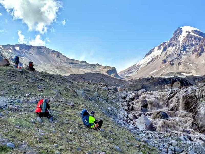 Billet Randonnée de trois jours à Kazbegi