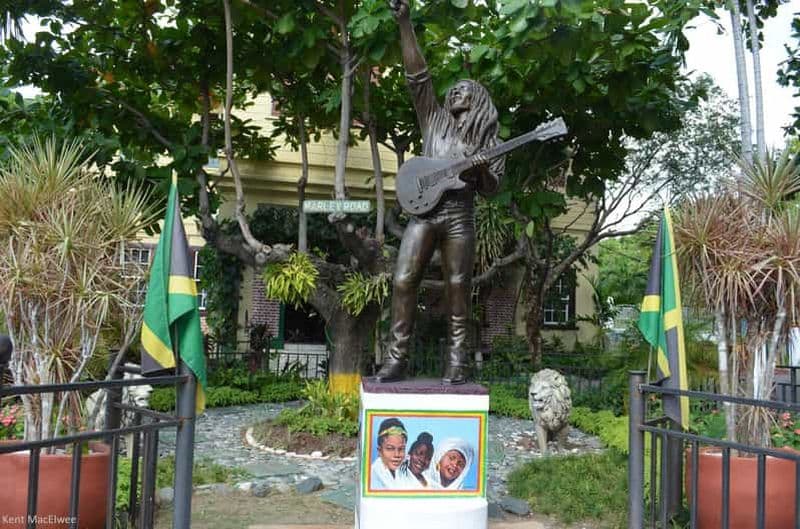 Billet Jamaïque : visite du musée Bob Marley et de la Devon House à Kingston