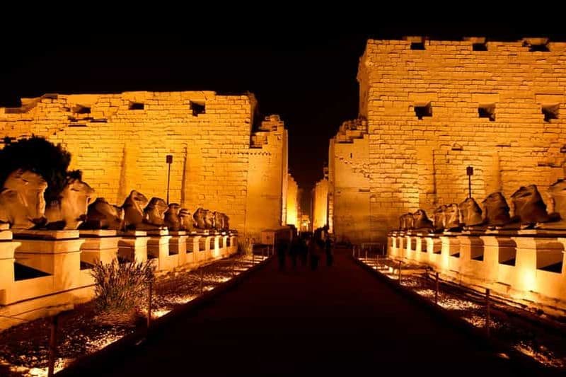 Louxor : Visite privée de la rive ouest avec le spectacle son et lumière de Karnak
