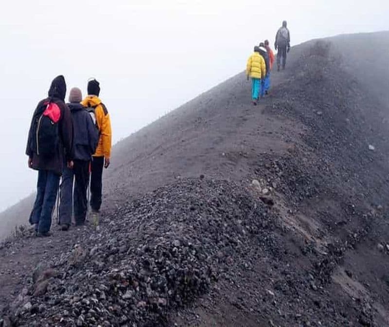 Billet Arusha : Ascension du Mont Meru en 4 jours avec hébergement