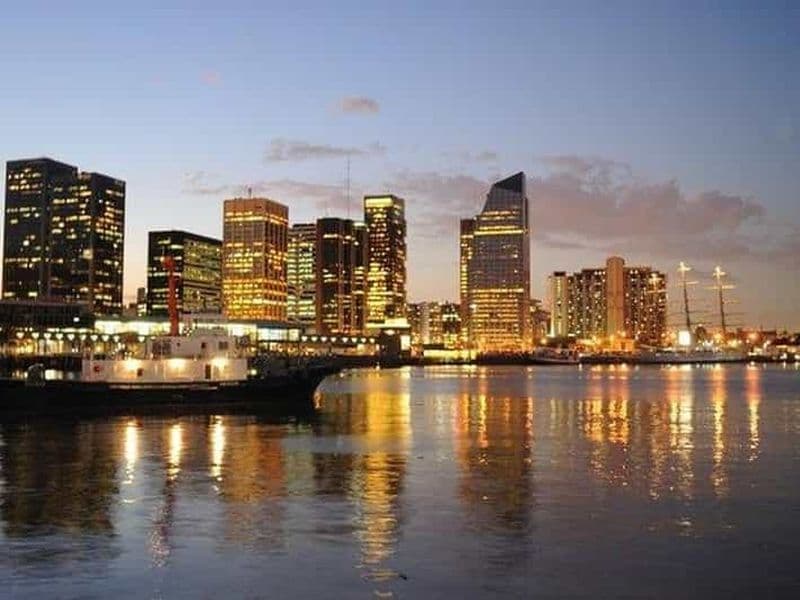 Billet Buenos Aires : tour en bateau à Puerto Madero avec open bar