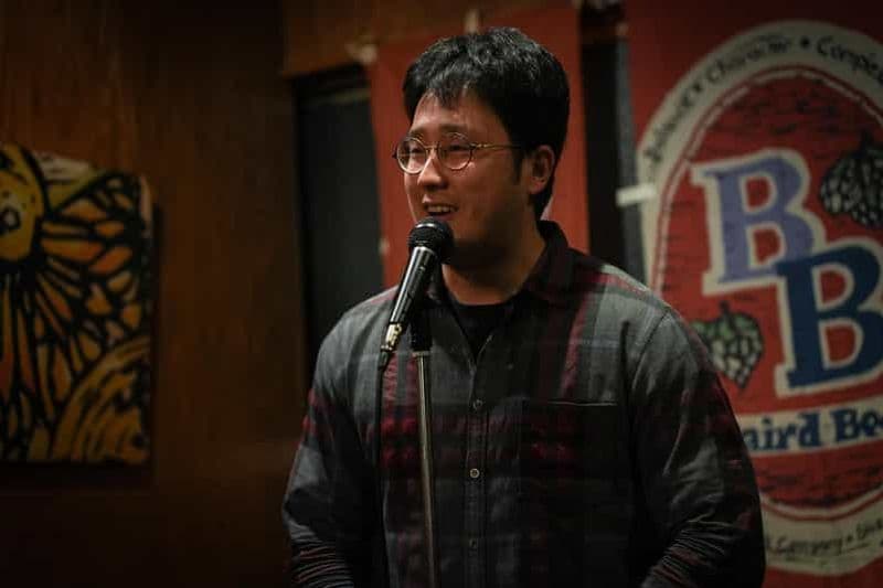 Stand-up comedy à Shinjuku (en anglais)