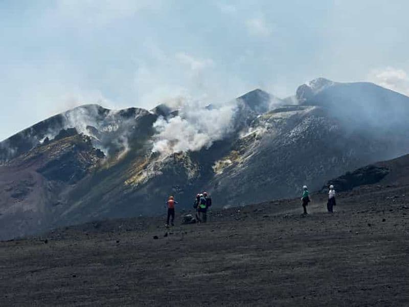 Billet Sommet de l'Etna 3300 m : randonnée sur le volcan actif