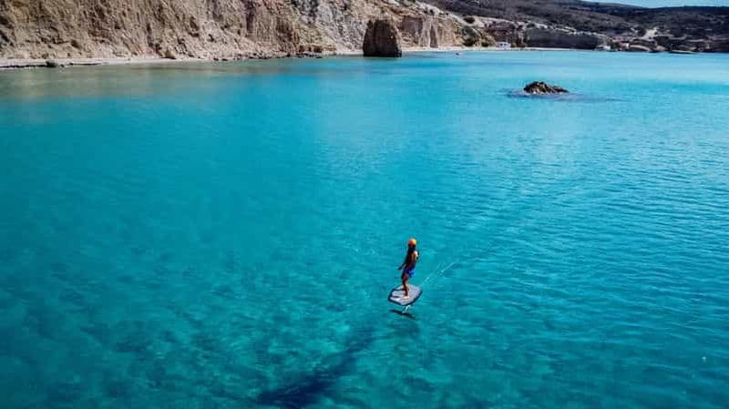 Milos : expérience de l'e-foil avec un instructeur