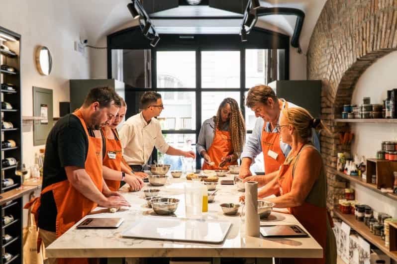 Billet Rome : Cours de cuisine - Pizza et Gelato avec vin à volonté