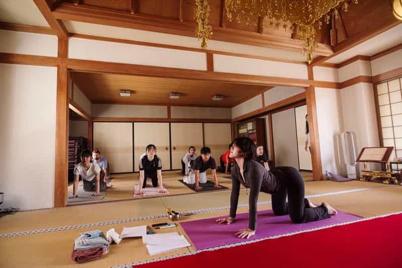 Osaka : expérience de yoga et de pleine conscience au temple