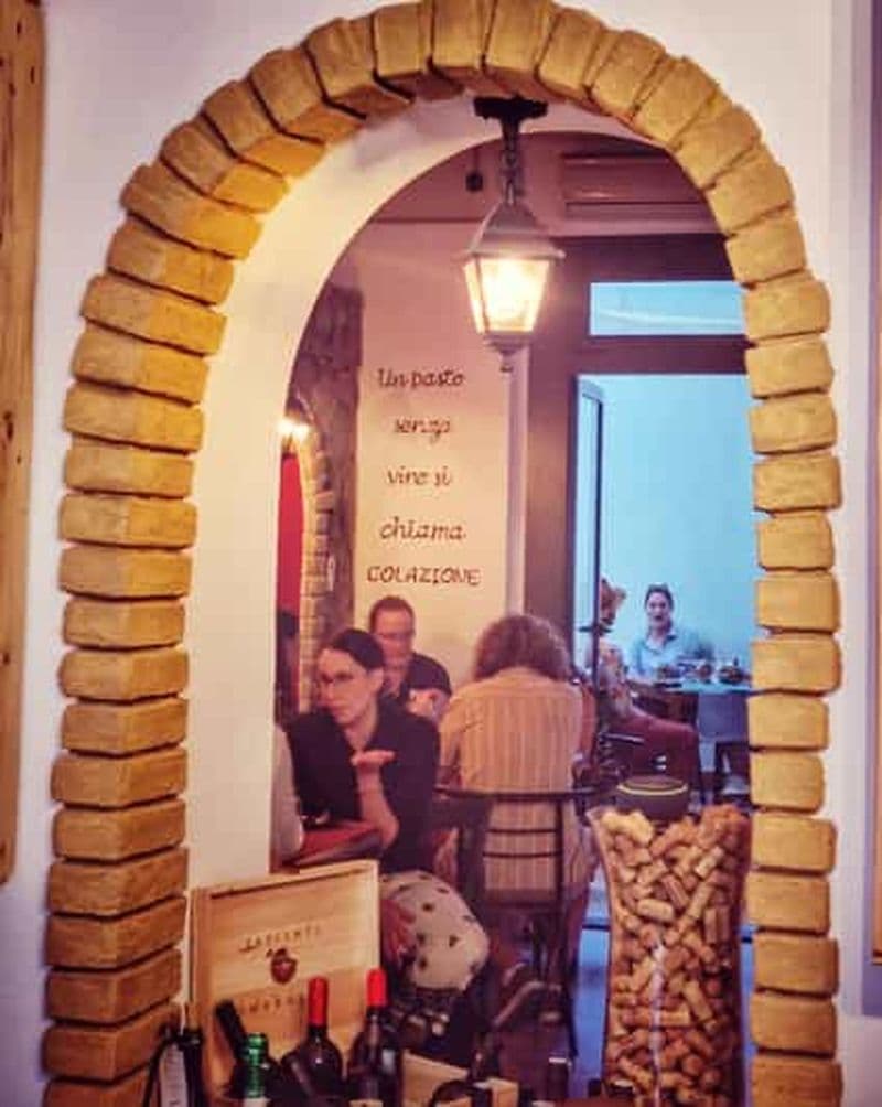 Vieille ville de Cagliari : dégustation de vins et de produits locaux