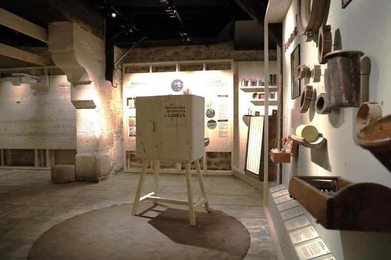 Paris : Visite guidée du Musée du fromage vivant avec dégustation de fromages