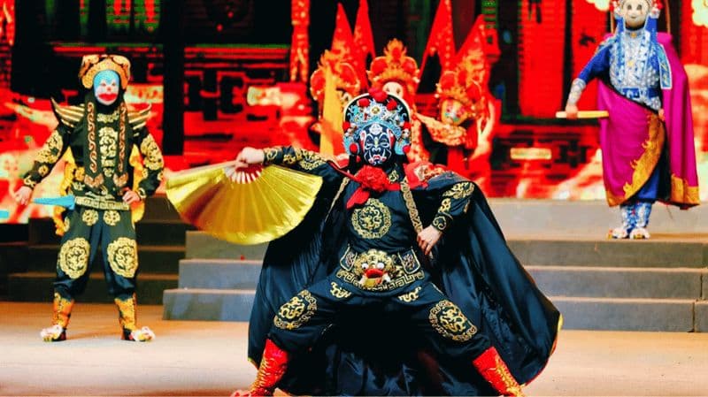 Chengdu : L'opéra du Sichuan change de visage au théâtre Furong