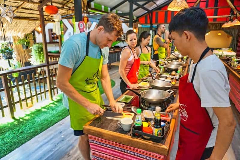 Billet Chiang Mai : Cours de cuisine traditionnelle Thai-Akha et visite du marché