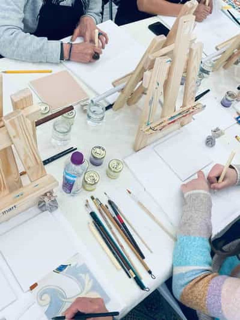 Billet Peignez votre azulejo et créez votre pièce unique dans une galerie d'art à Lisbonne