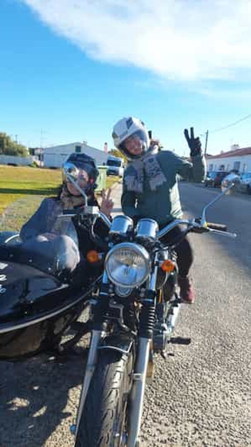 Billet Vila Viçosa et Estremoz : une journée en side-car classique.