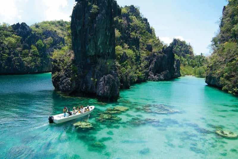 El Nido : Circuit dans les îles : lagons et plages