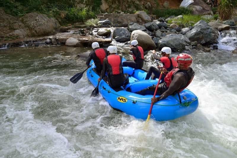 Jarabacoa : aventure en rafting sur la rivière Yaque del Norte