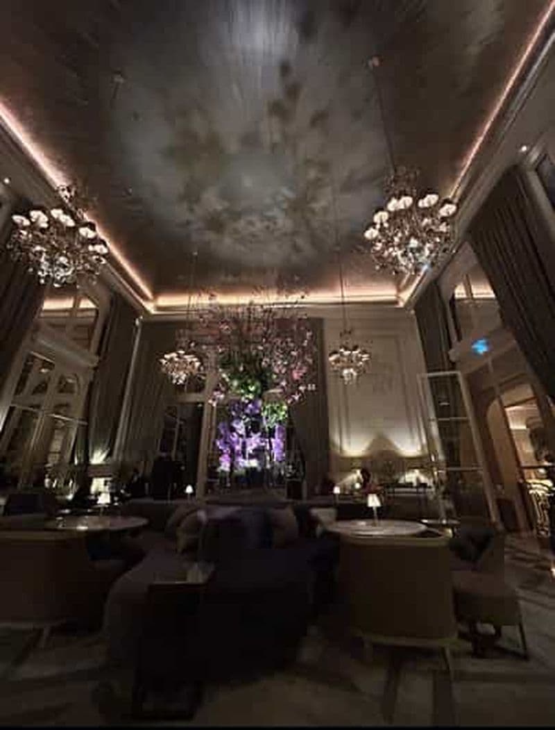 Tournée des bars de mode à Paris à Noël