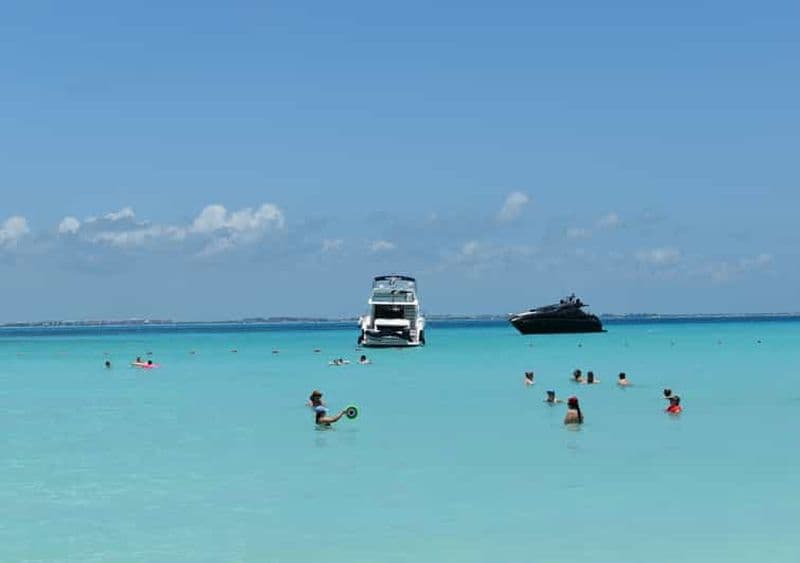 Billet Isla Mujeres : Excursion en catamaran avec plongée en apnée et Playa Norte