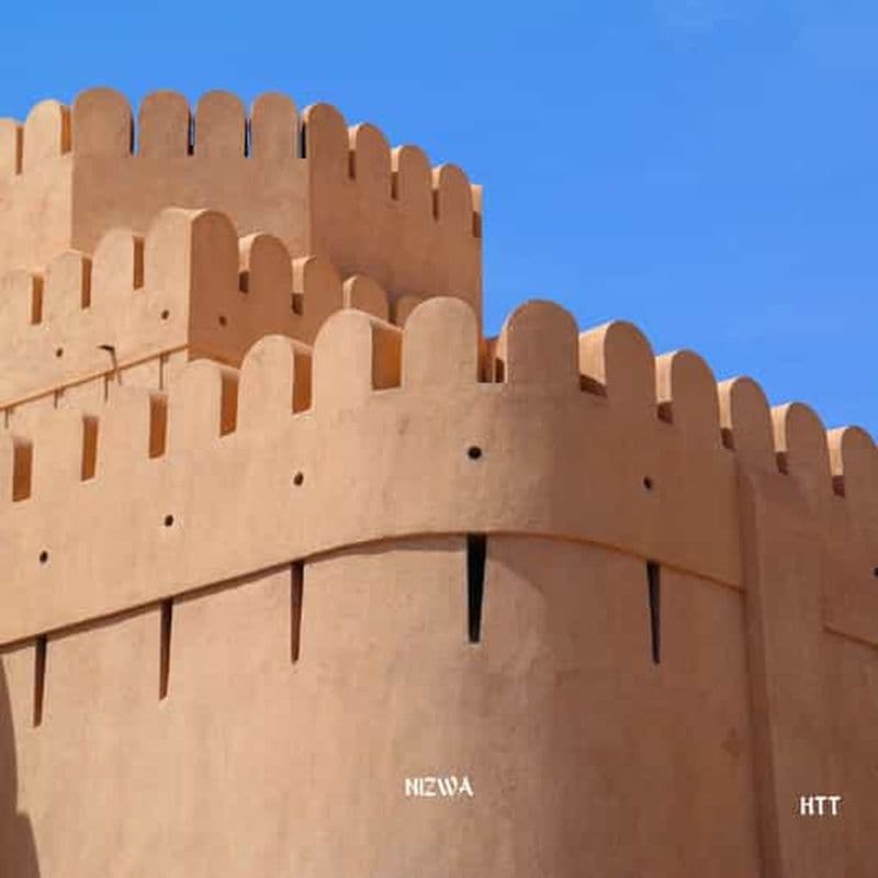 Billet Au départ de Mascate : Nizwa, Bahla et Jabrin avec les forts