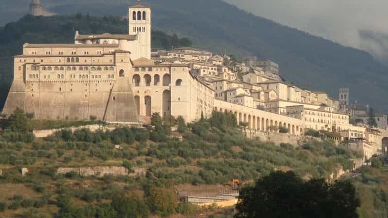 Billet Au départ de Rome : Visitez Assise et Orvieto, visite d'une jounée privée