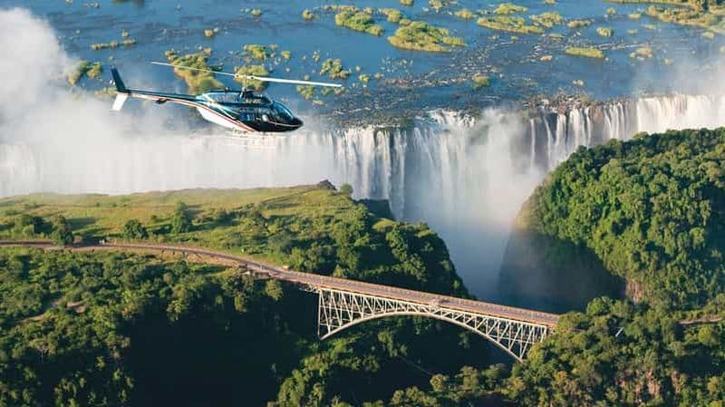 Victoria Falls : Vol panoramique en hélicoptère au-dessus des chutes Victoria