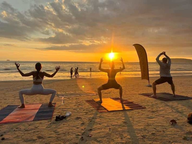 Krabi : Cours de Yoga Balance au coucher du soleil