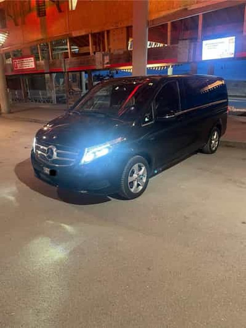 Billet Transferts privés : De l'aéroport de Genève (GVA) à Interlaken.