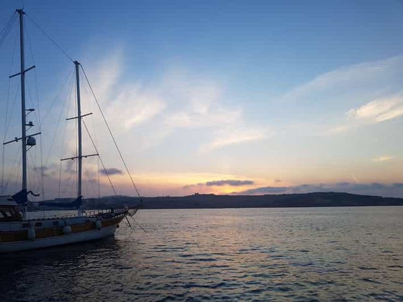 Billet Malte : Croisière en bateau pour nager et faire de la plongée en apnée dans le lagon bleu en soirée