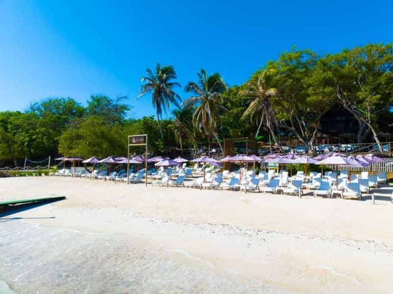 Billet Carthagène : Excursion d'une journée au Rosario Island Beach Club et OPEN BAR