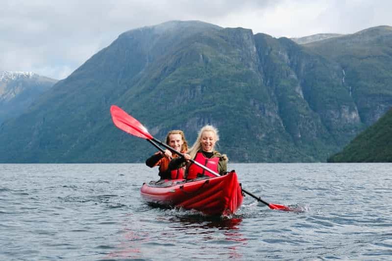 Billet Geiranger : Kayak dans les fjords pour débutants