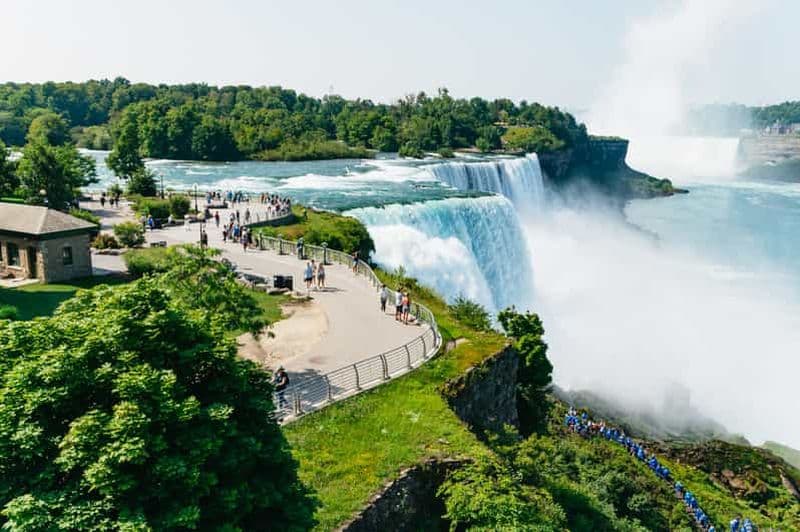 Billet Chutes du Niagara : Cave of the Winds, tour en bateau et visite en trolley