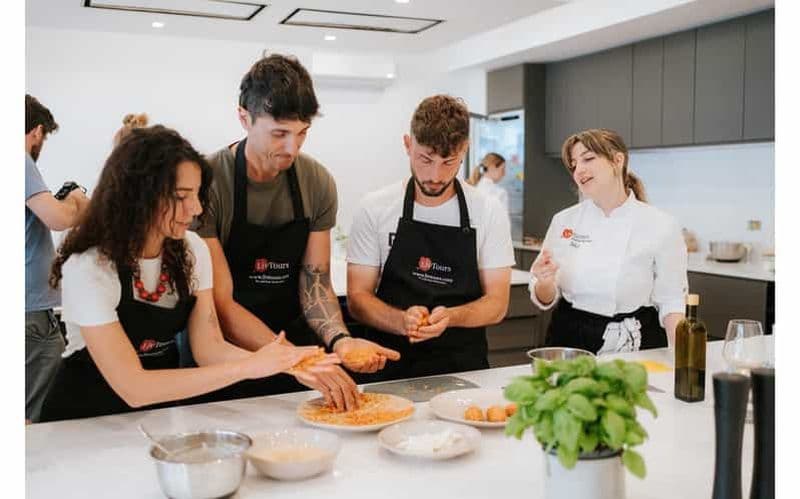 Billet Rome : cours de fabrication de pizza avec focaccia, vin et suppli