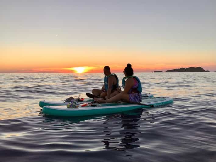 Billet Cours de paddle surf, visite de grottes et criques secrètes, plongée avec tuba