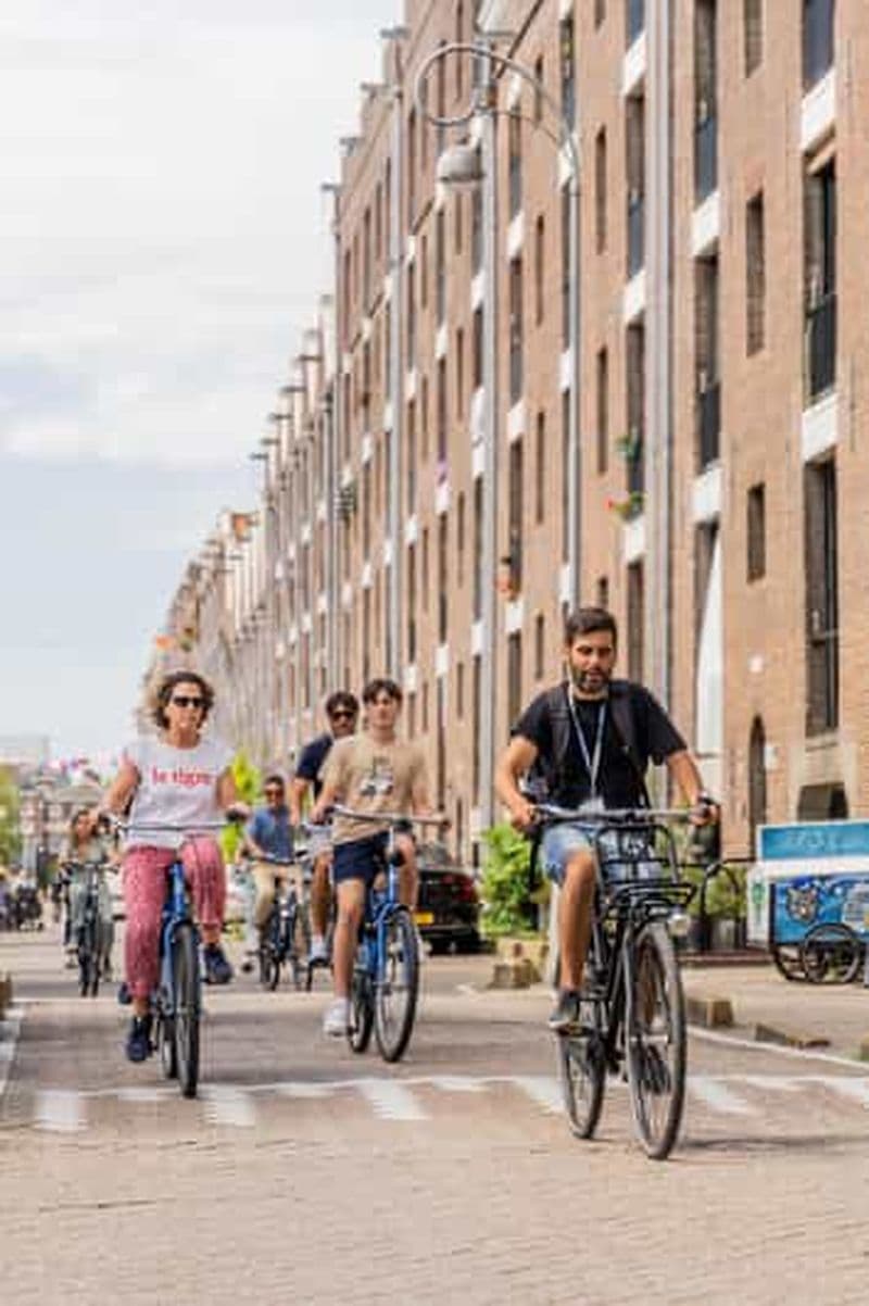 Billet Visite d'Amsterdam à vélo en petit groupe + croisière sur les canaux en option