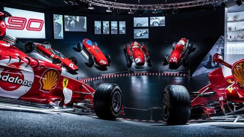 Billet Modène et Maranello : Combo musées Ferrari et transfert en bus