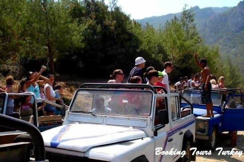 Explorez Kusadasi en jeep