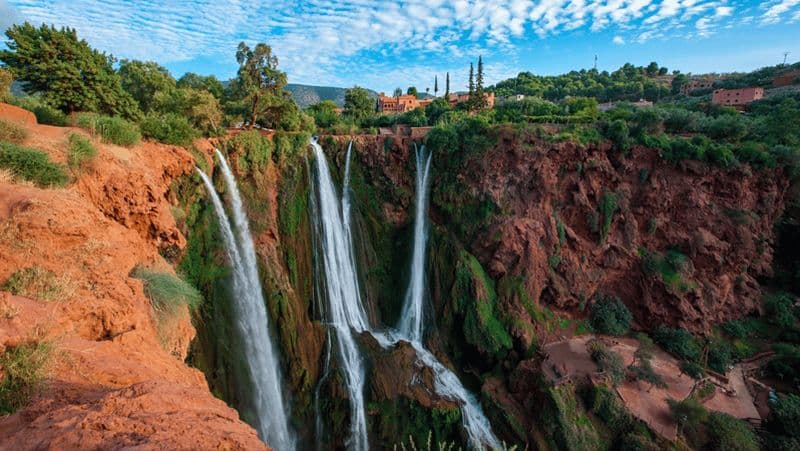 Billet Au départ de Marrakech : cascades de l'Ouzoud, visite guidée et tour en bateau