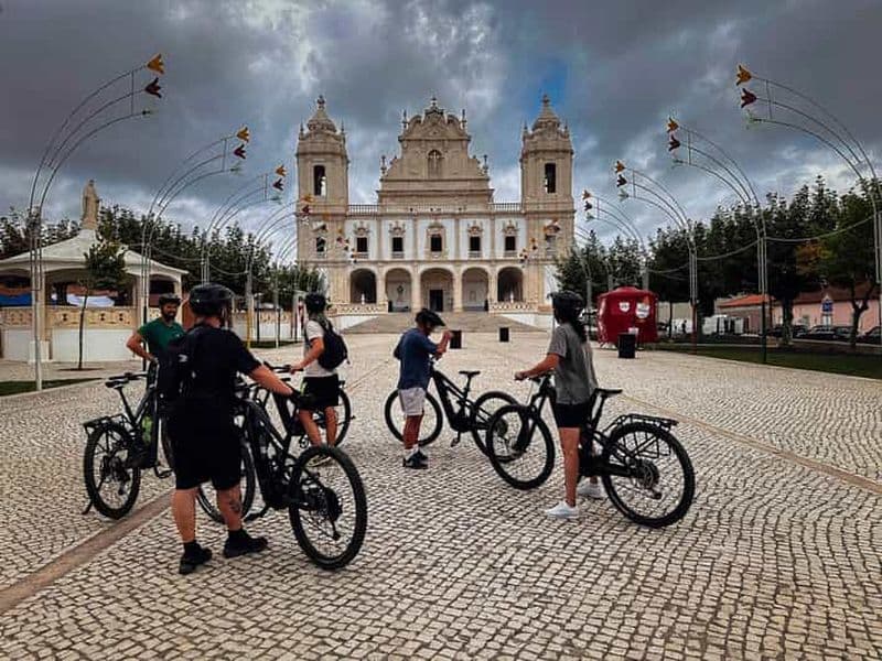 Tour de Lagoa da Ervedeira en E-bike et Stand Up Paddle