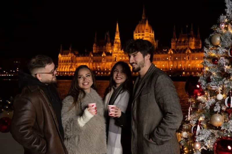 Billet Budapest : croisière au marché de Noël avec 1 boisson
