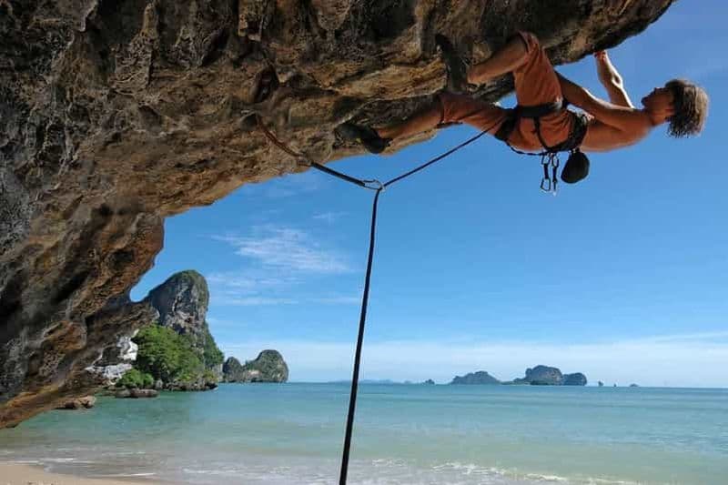Billet Krabi : 2 jours de cours d'escalade à Railay Beach