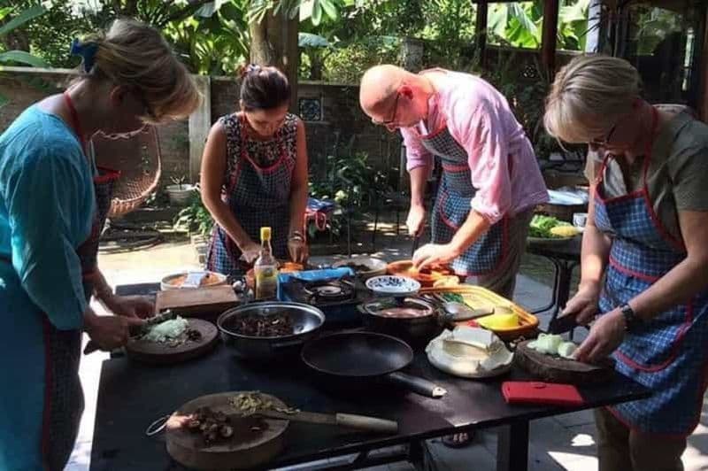 Biliran : cours de cuisine philippine avec dîner