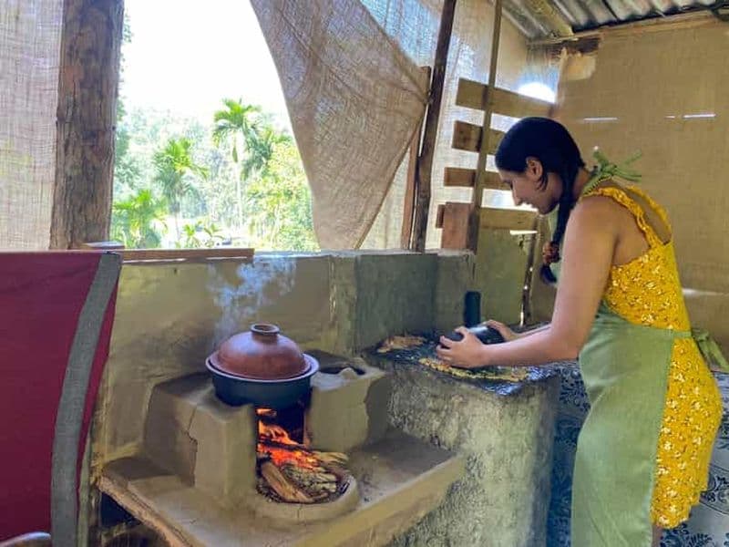 Billet Ella Sri Lanka : Cours de cuisine dans la cuisine de maman