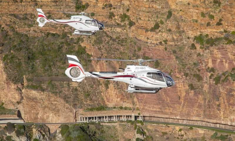Le Cap : vol en hélicoptère au-dessus de 2 océans avec billet pour une sortie en bateau