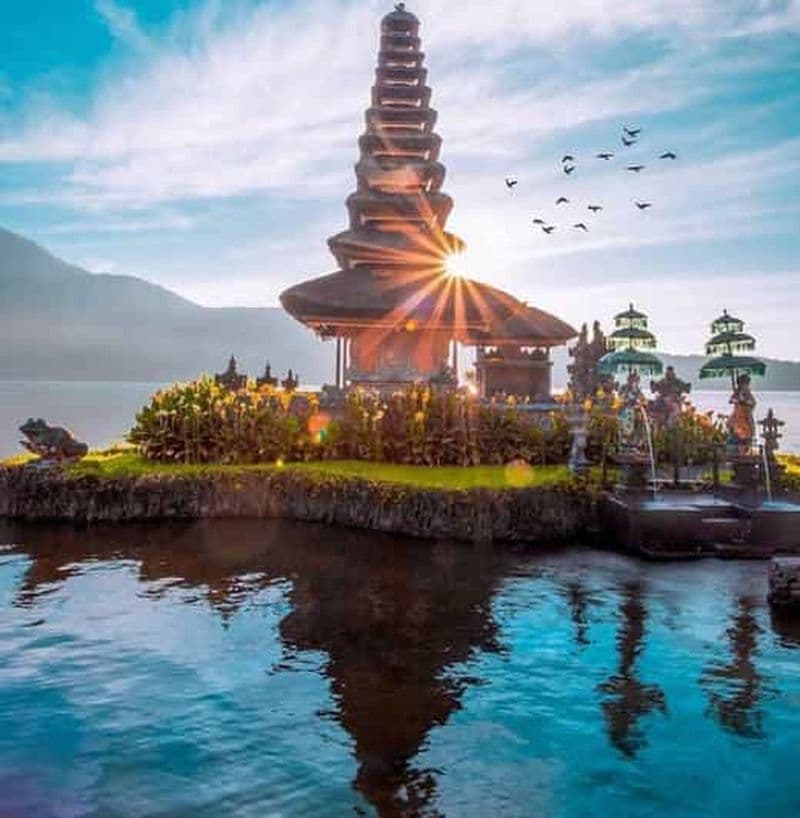 Billet Nord de Bali : Ulun Danu, chute d'eau de Banyumala et visite de Jatiluwih