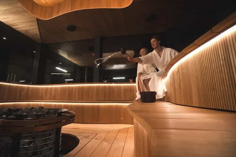 Billet Rovaniemi : expérience de spa arctique avec dîner en peignoir