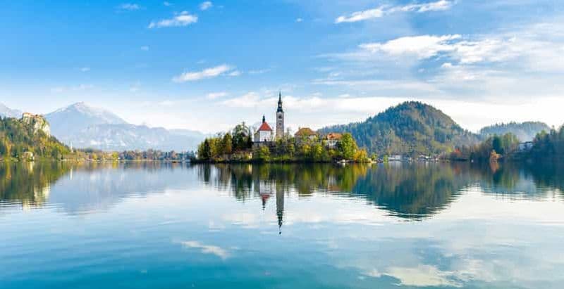 Billet Depuis Ljubljana : Lac de Bled et grotte de Postojna avec billets d'entrée
