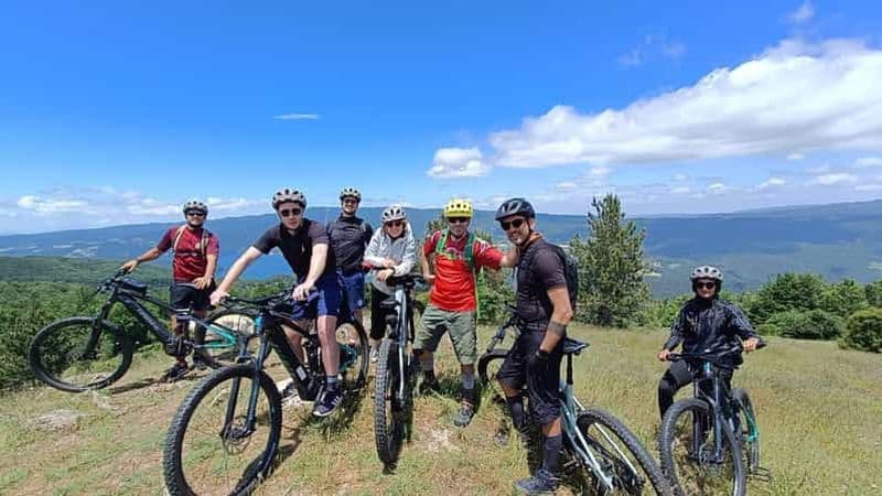Lorica : visite guidée en vélo électrique