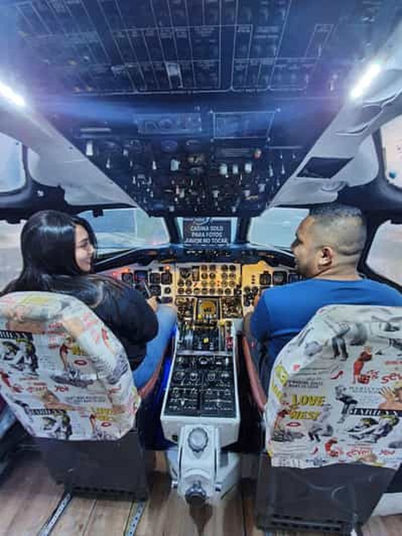 MANIZALES : DÎNER À THÈME EN AVION + POINT DE VUE CHYPRE