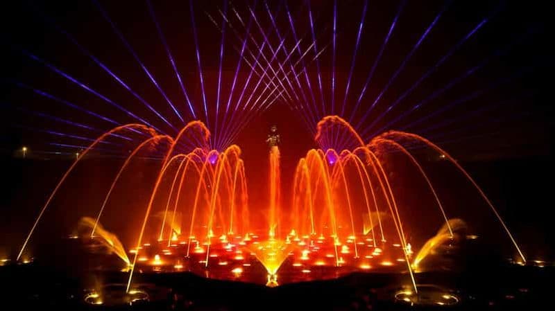 Billet New Delhi : spectacle son et lumière du temple Akshardham avec options personnalisées