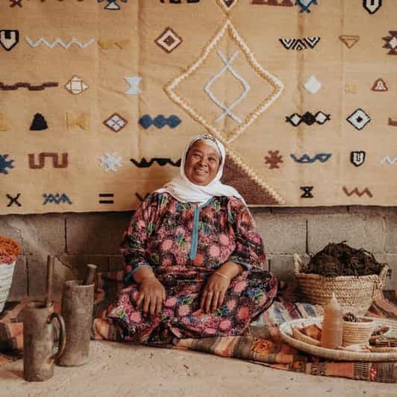 Billet Fès : atelier de teinture naturelle de la laine et visite du souk