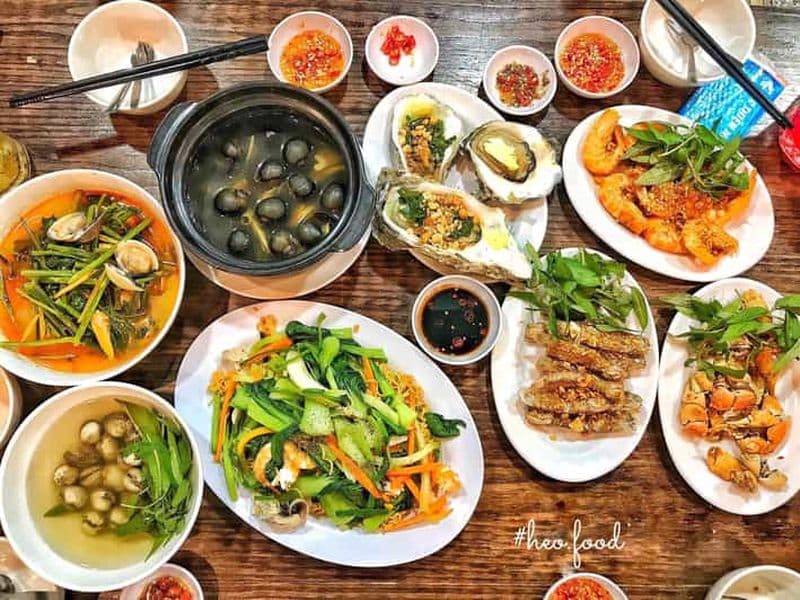 Billet Visite à pied du vieux quartier de Hanoï avec des étudiants